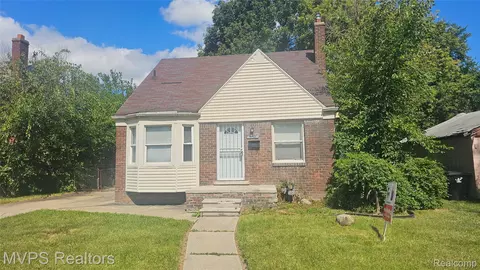 16451 Manning St, Detroit, MI 48205