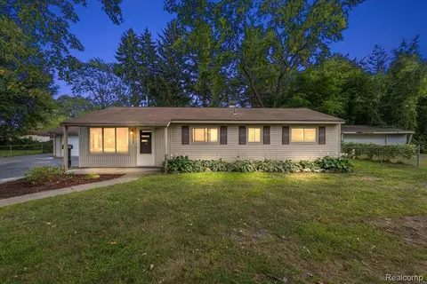 4535 Pinedale Ave, Independence, MI 48346