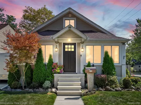 800 N Edison Ave, Royal Oak, MI 48067