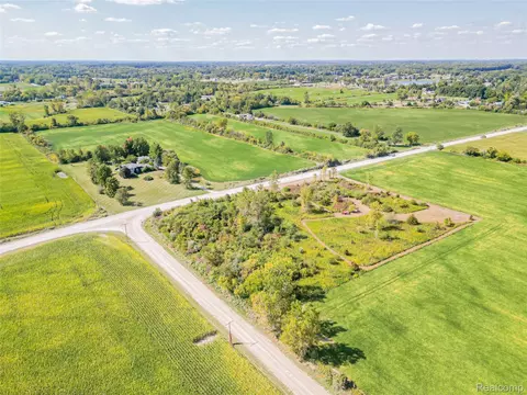 9991 Mccrone, Milan, MI 48160