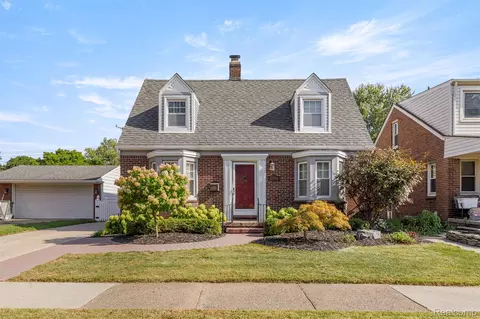 15264 Harrison Ave, Allen Park, MI 48101