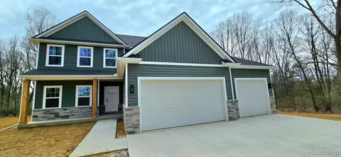 4647 Spears Rd, Putnam, MI 48169