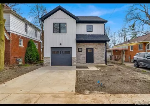 18022 Elizabeth, Roseville, MI 48066