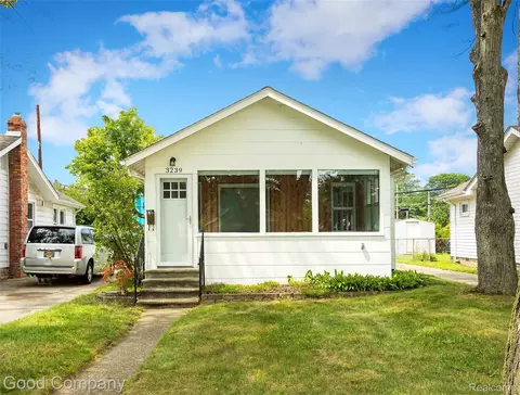 3239 Mcdowell St, Ferndale, MI 48220