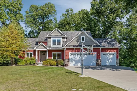 2214 White Hawk Trl, Marion, MI 48843