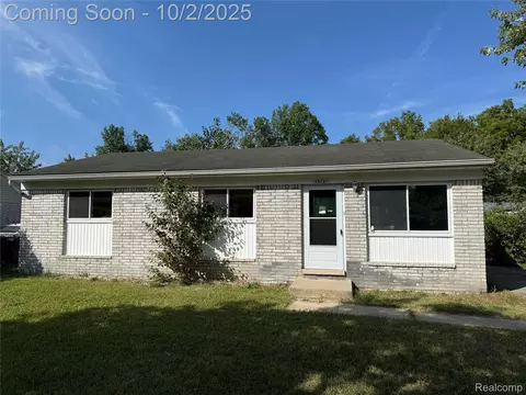 15626 Wellington St, Taylor, MI 48180