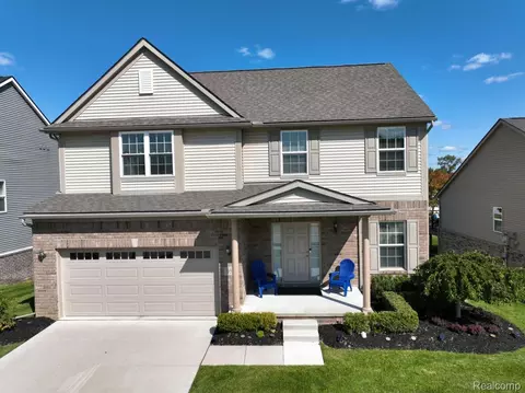 951 N Mill St, South Lyon, MI 48178