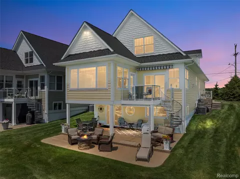 10043 Dixie Hwy, Ira, MI 48023