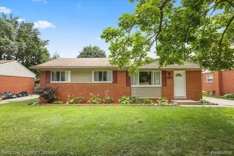 11330 N Haggerty Rd, Plymouth, MI 48170