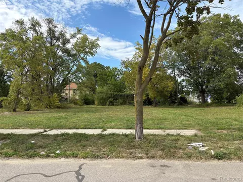 6346 Clifton St, Detroit, MI 48210