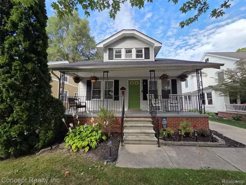 21514 Francis St, Dearborn, MI 48124