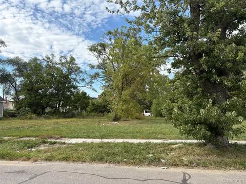 6354 Clifton St, Detroit, MI 48210