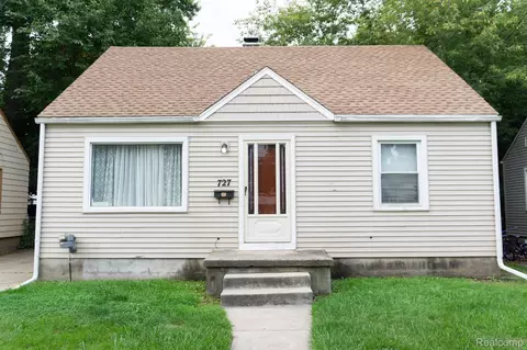 727 Waldman Ave, Flint, MI 48507