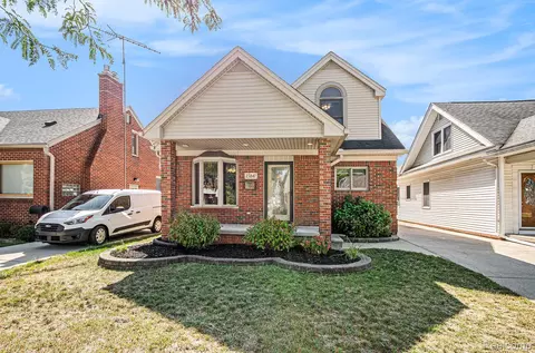 23847 Edward St, Dearborn, MI 48128