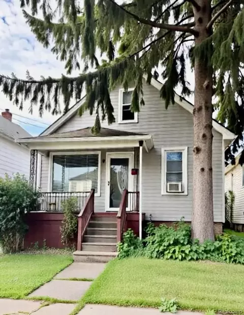 8717 Smart St, Detroit, MI 48210