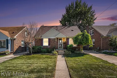9608 Mercedes, Redford, MI 48239