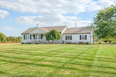 6499 Meisner Rd, China, MI 48054