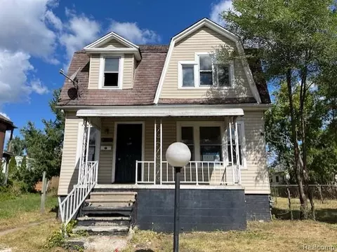 3286 Columbus St, Detroit, MI 48206
