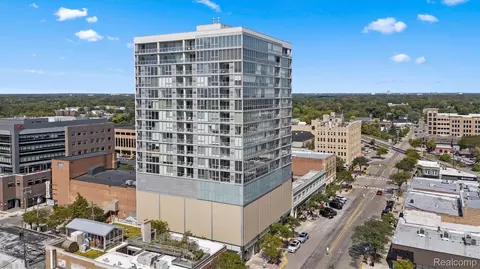 432 S Washington Ave #1605, Royal Oak, MI 48067