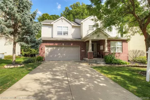 39037 Cheshire Dr, Northville, MI 48167