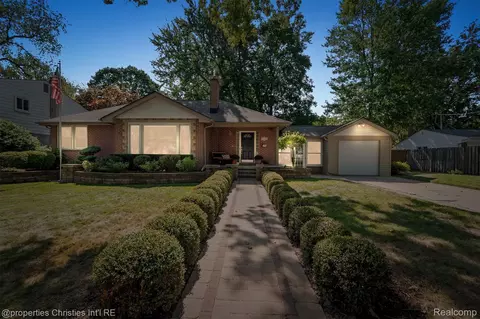 331 Ellen Ave, Royal Oak, MI 48073