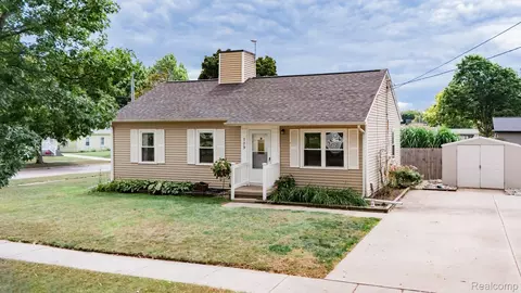 709 Judy Ct, Mason, MI 48854