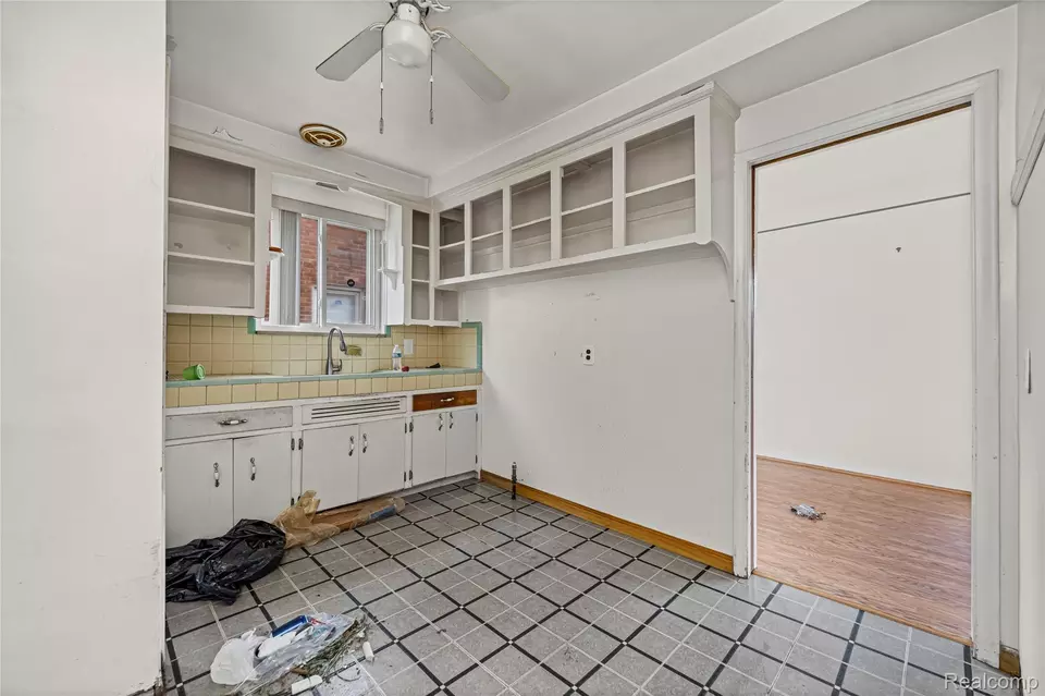 Kitchen - 14966 Prevost St, Detroit, MI 48227 photo 3 of 3