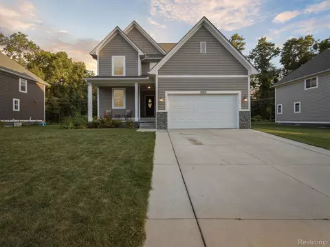 2349 Fairbury, Wixom, MI 48393