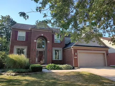 392 Franklin Wright Blvd, Orion, MI 48362