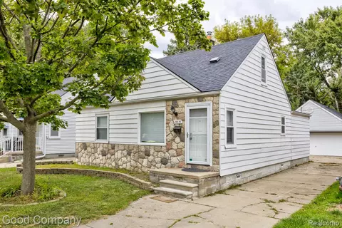 26636 Wolverine St, Madison Heights, MI 48071