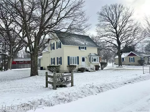 4286 Oak St, Cass City, MI 48726