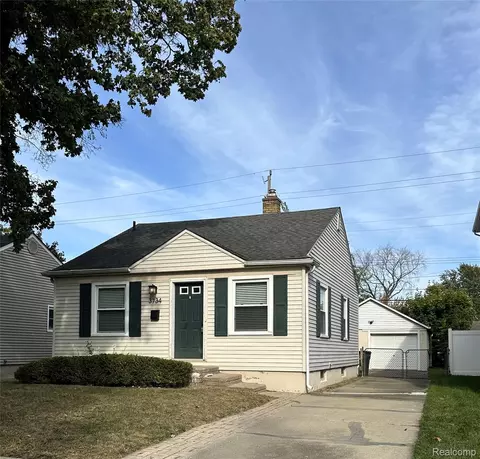3734 Buckingham Ave, Berkley, MI 48072