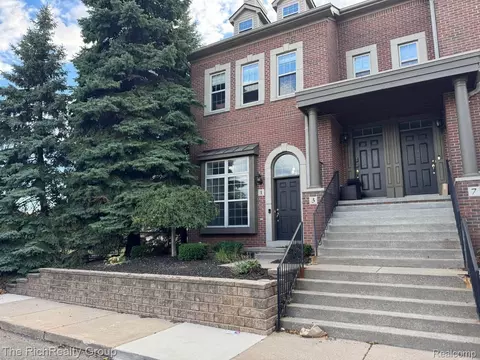 1 W Village Ln #48, Dearborn, MI 48124