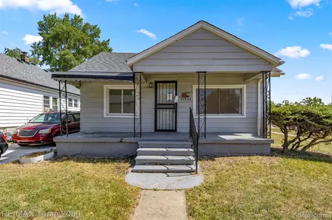 21304 Glen Lodge Rd, Ferndale, MI 48220