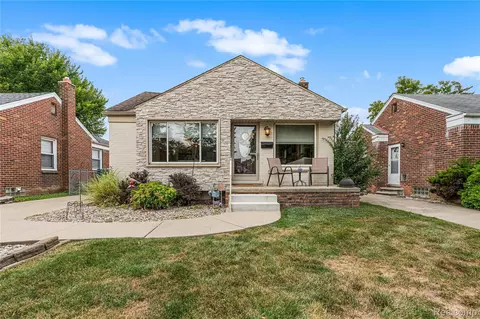 3828 Lincoln St, Dearborn, MI 48124