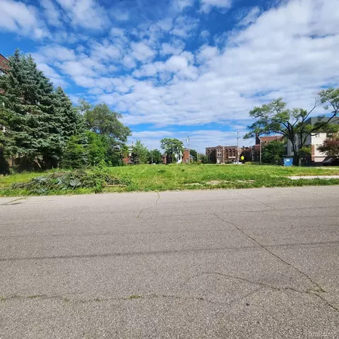8710 Heritage, Detroit, MI 48204