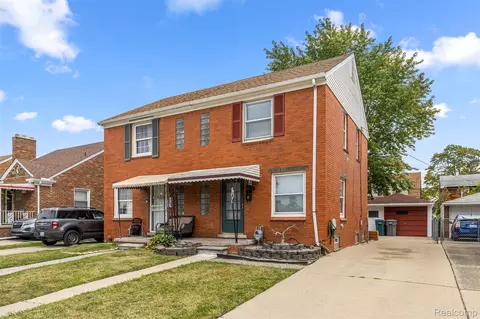 6918 Manor St, Dearborn, MI 48126