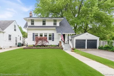 813 Catalpa Dr, Royal Oak, MI 48067