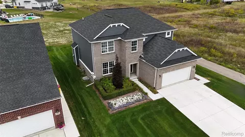 13327 Demil Dr, Bruce Township, MI 48065