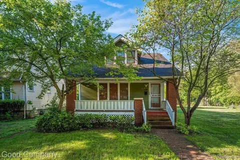 22619 Santa Maria St, Detroit, MI 48219