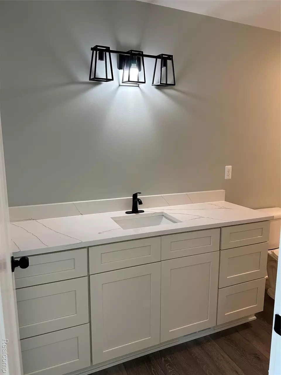 Bath - 01 Church Rd, Imlay, MI 48444 photo 1 of 4