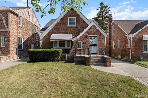 9344 Courville St, Detroit, MI 48224