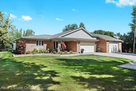 44650 W 11 Mile Rd, Novi, MI 48375