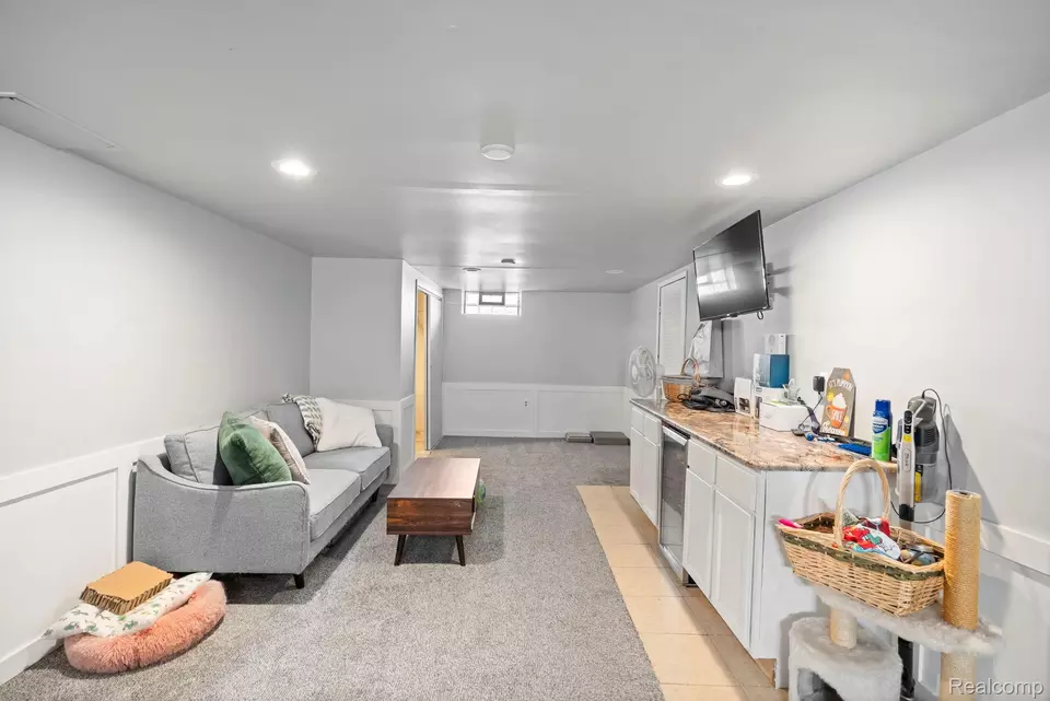 Other - 22527 Avon St, Saint Clair Shores, MI 48082 photo 6 of 11