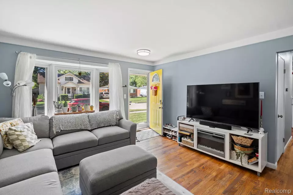 Other - 22527 Avon St, Saint Clair Shores, MI 48082 photo 1 of 11