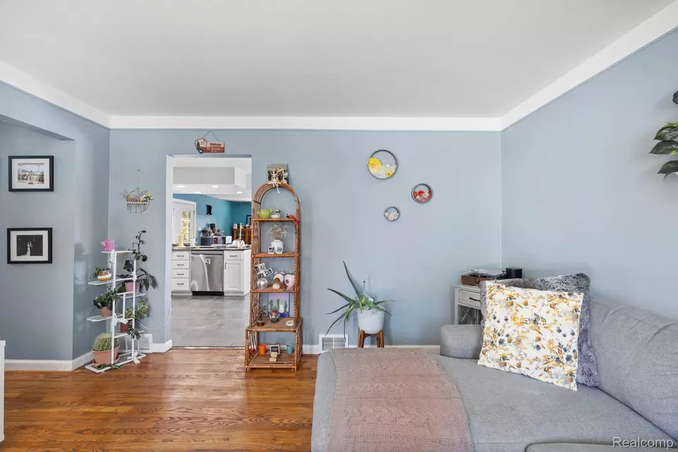 Other - 22527 Avon St, Saint Clair Shores, MI 48082 photo 2 of 11