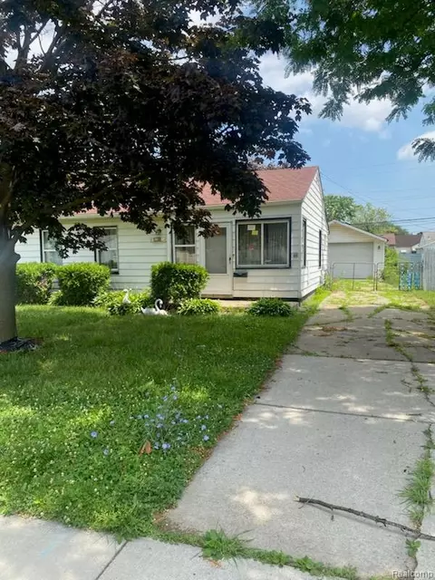 25126 Rosenbusch Blvd, Warren, MI 48089