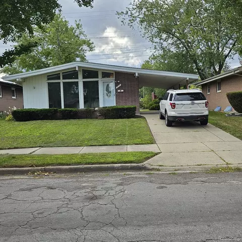 413 Thors St, Pontiac, MI 48342