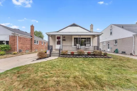 4281 19th St, Wyandotte, MI 48192