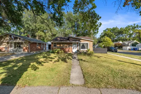 4147 Westlake St, Dearborn Heights, MI 48125